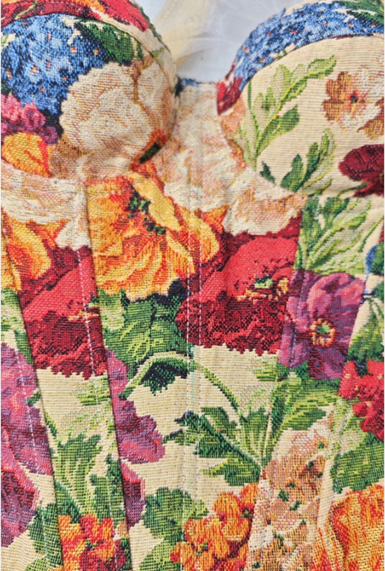 Vintage-Inspired Floral Corset
