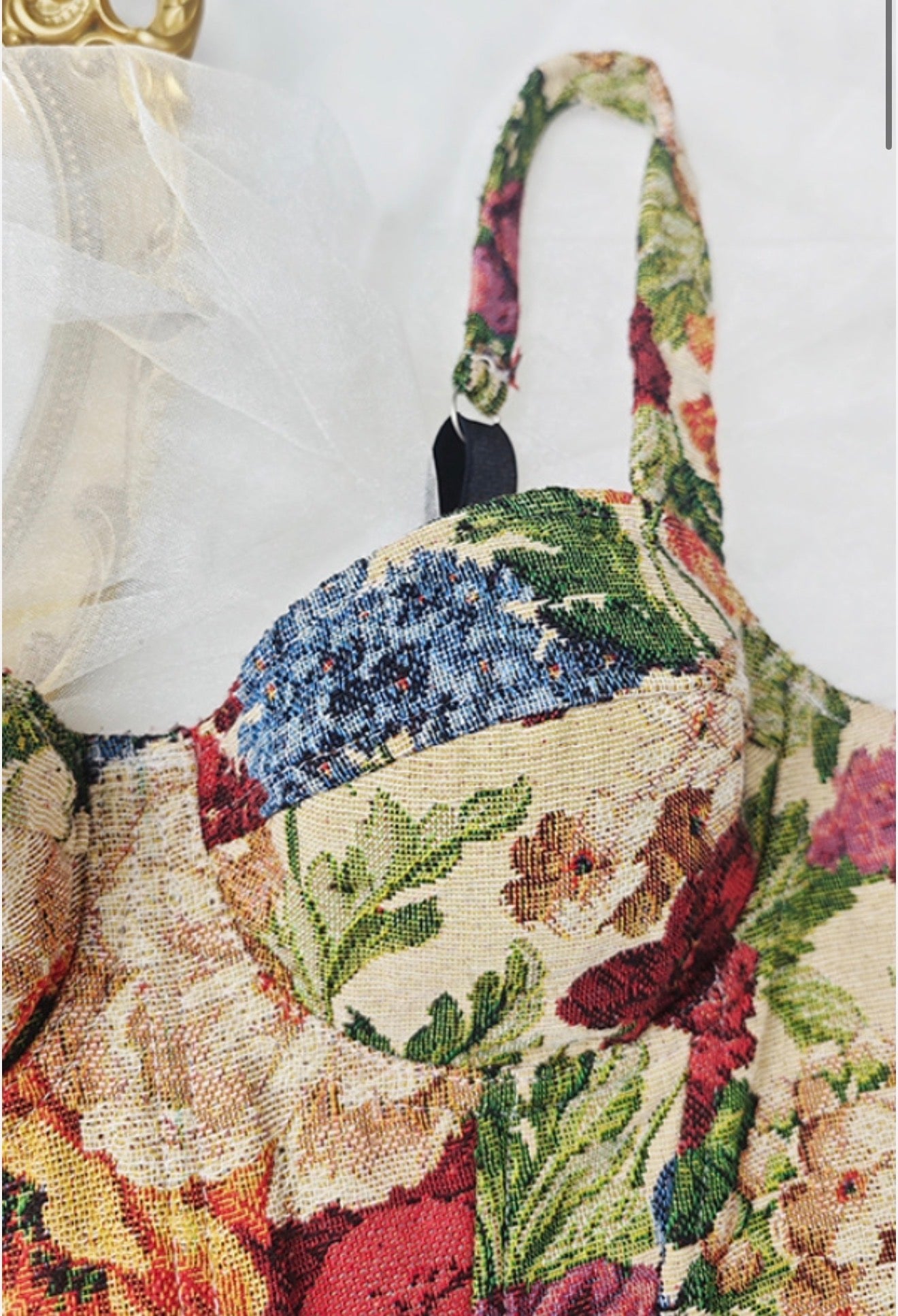 Vintage-Inspired Floral Corset